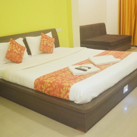 Hotel Sunrise N Resorts Nagpur Exterior foto